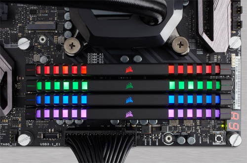Ŀ,  RGB LED  DDR4 ޸𸮡 
